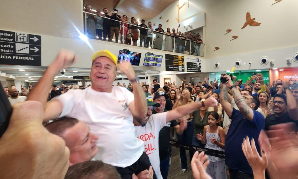 Bocalom volta ao PSDB, mira o governo do Acre e promete “nova história” em 2026