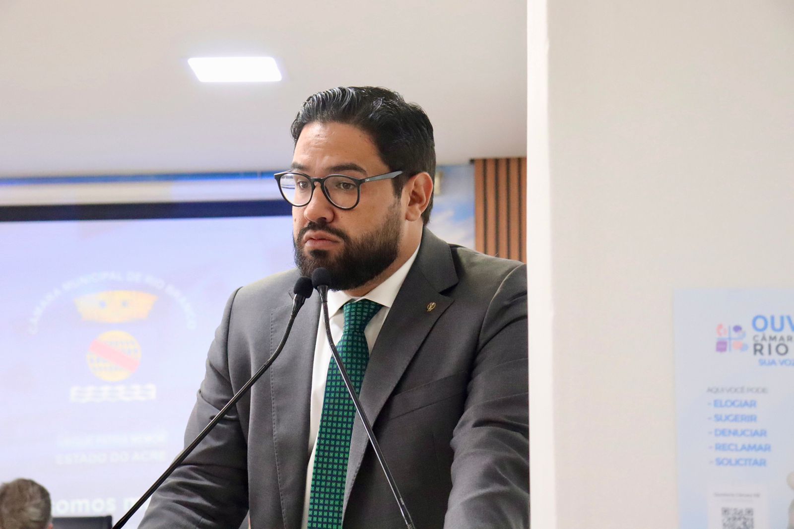 Lei de Bruno Moraes que garante vagas para mulheres vítimas de violência é sancionada em Rio Branco