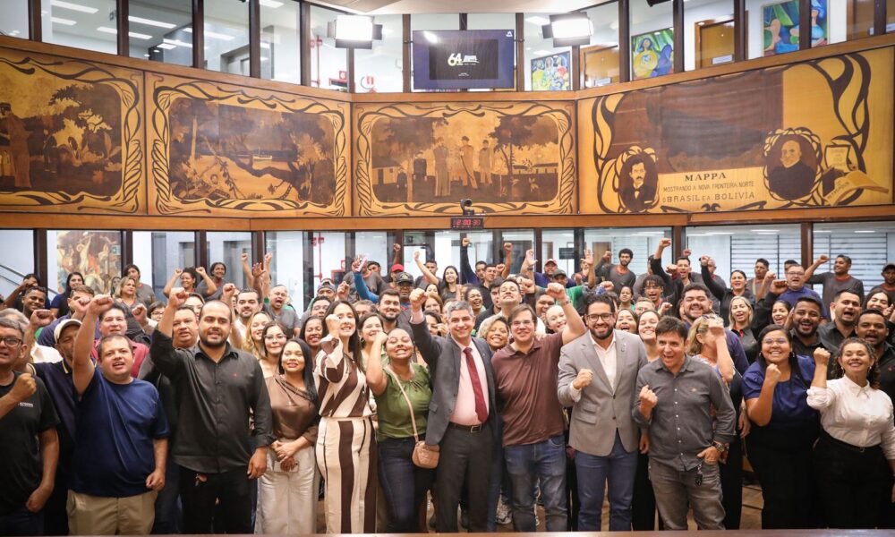 “Salário dos trabalhadores terceirizados junto com os servidores públicos”. Deputado Calegário e Vereador Bruno reafirmam compromisso com a categoria em sessão solene em homenagem aos trabalhadores na casa do povo.